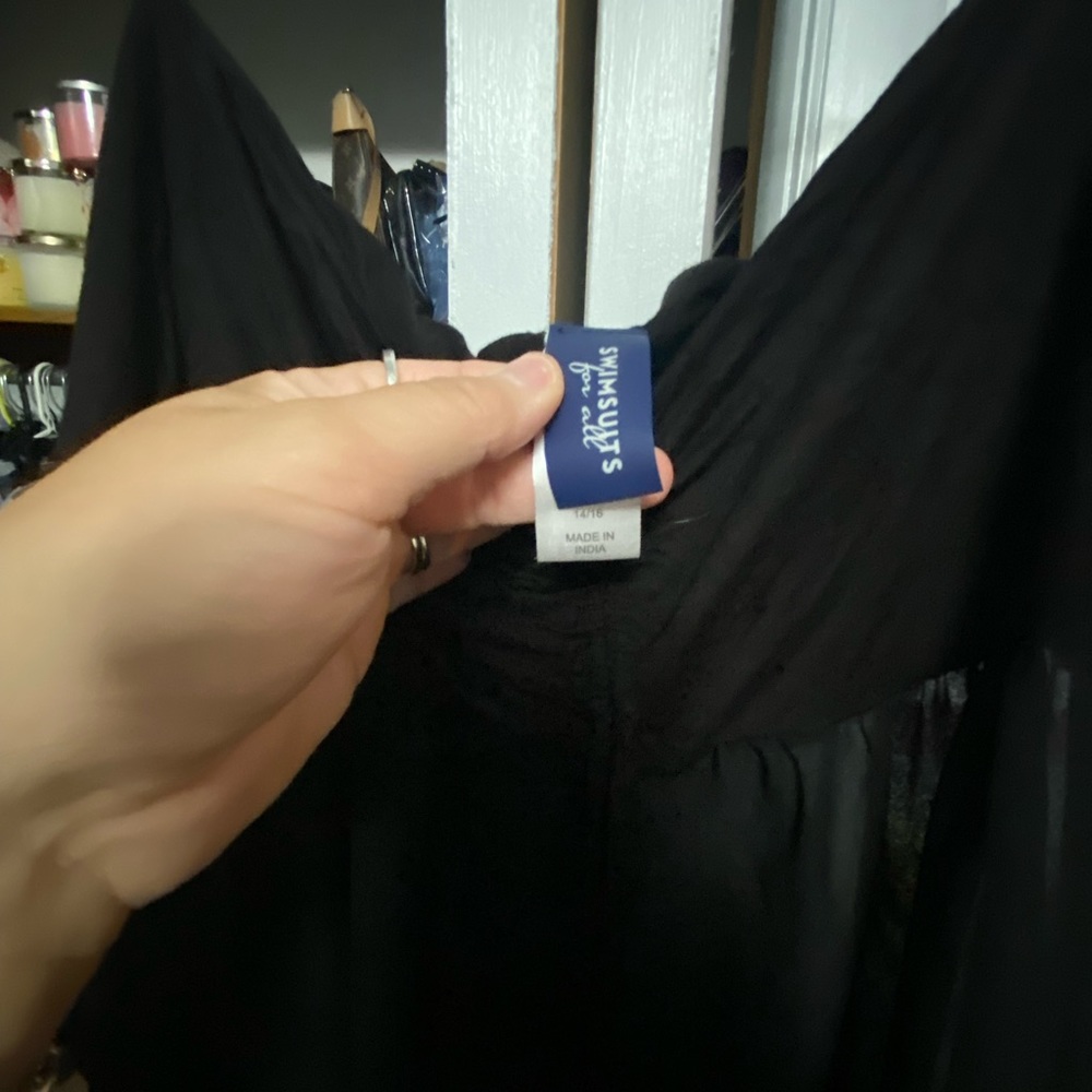 Swimdress cover up - Picture 3 of 4
